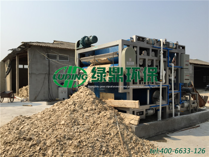 制糖企業甜菜處理問題得到解決引進了帶式壓濾濾機產生的濾泥總量下降了40% 2