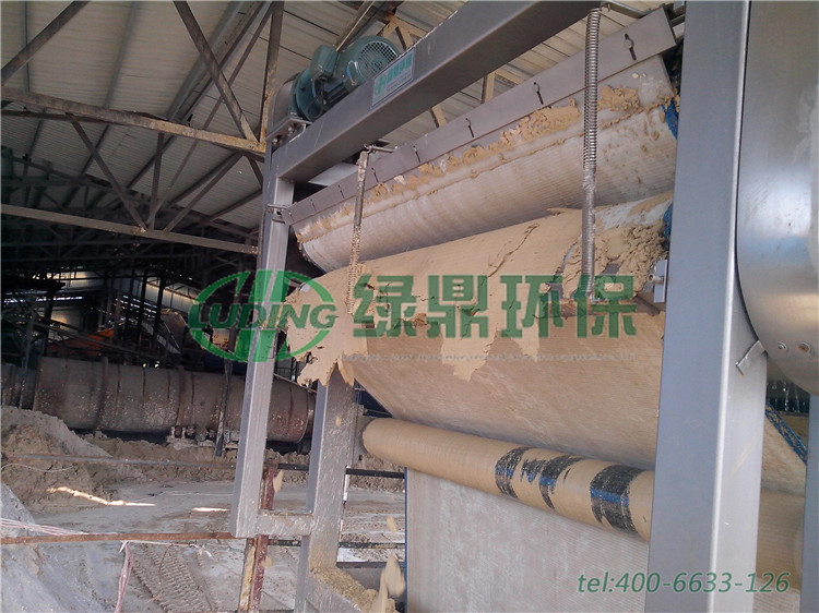 帶式壓濾機處理湖南益陽礦山泥漿案例 3