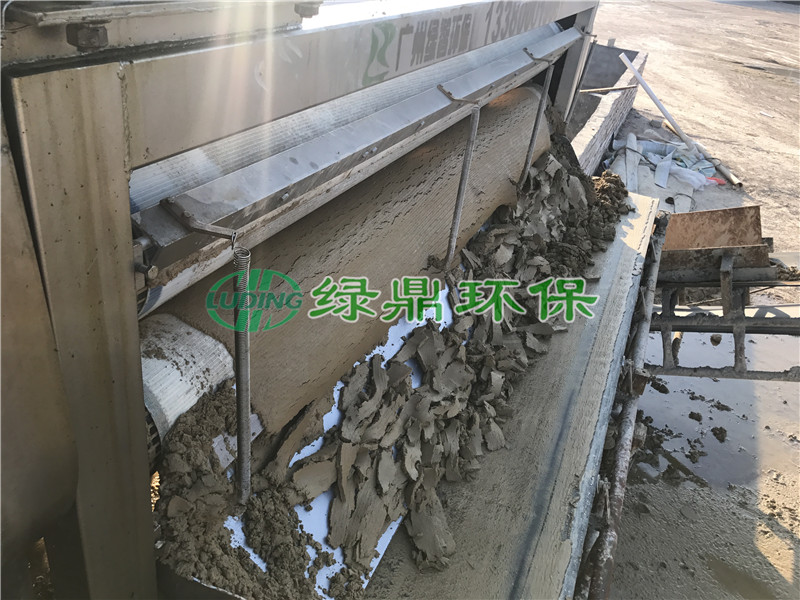 帶式壓濾機發貨慶陽養殖場糞污處理項目