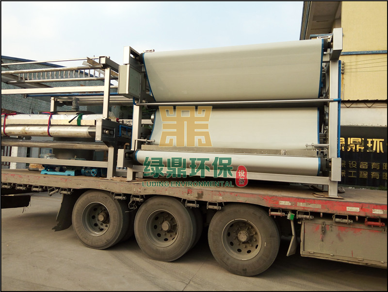 帶式壓濾機用于湛河黑臭水體整治項目 帶式壓濾機用于湛河黑臭水體整治項目